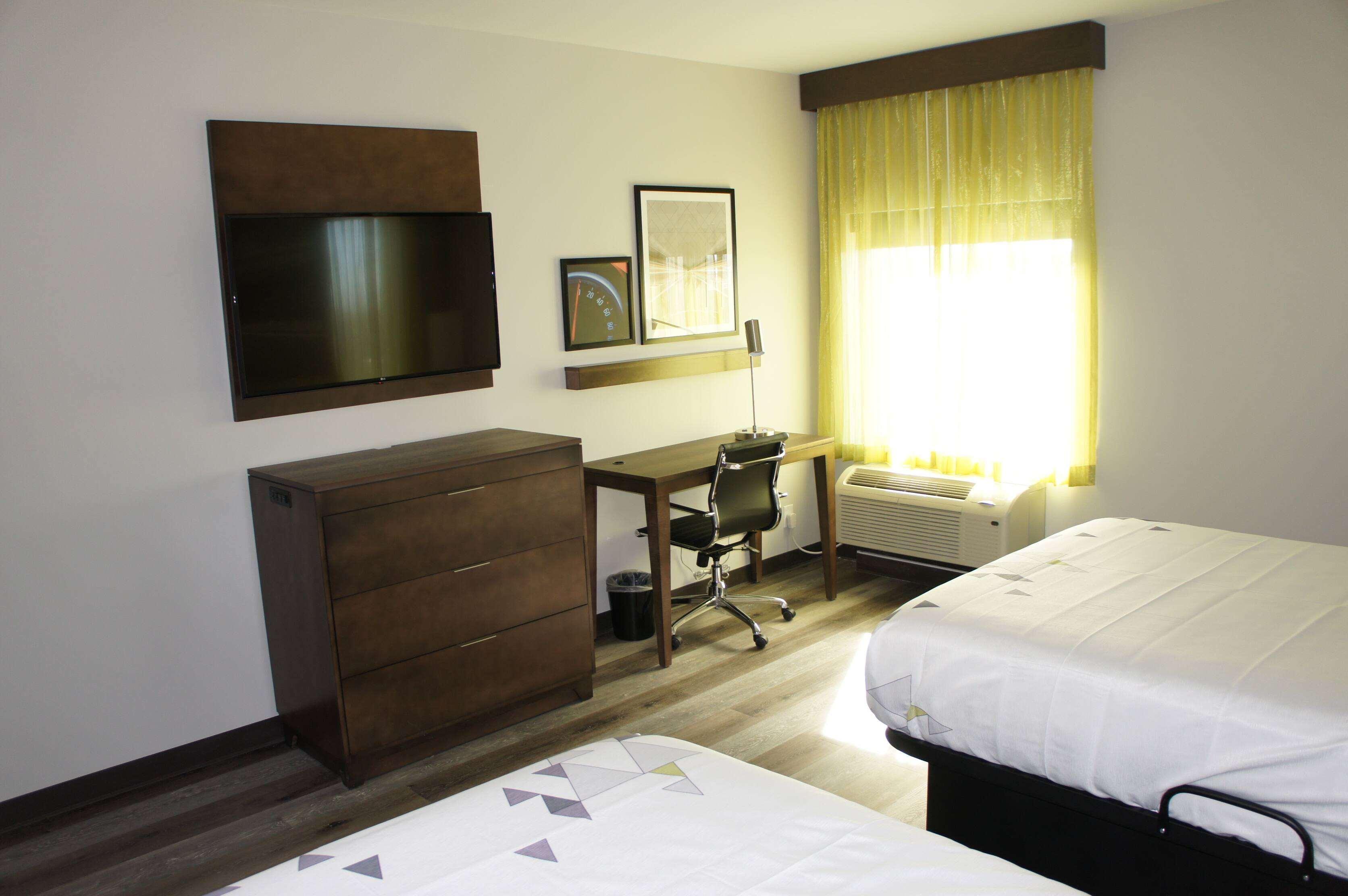 La Quinta & By Wyndham Hotel